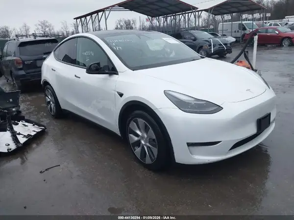 7SAYGAEE6PF791903 2023 TESLA MODEL Y - Image 1