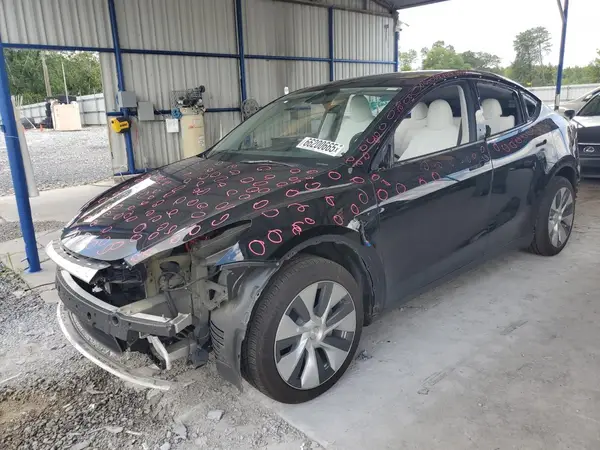 7SAYGAEE6PF792033 2023 TESLA MODEL Y - Image 1