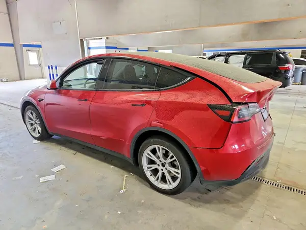 7SAYGAEE6PF797281 2023 TESLA MODEL Y - Image 2