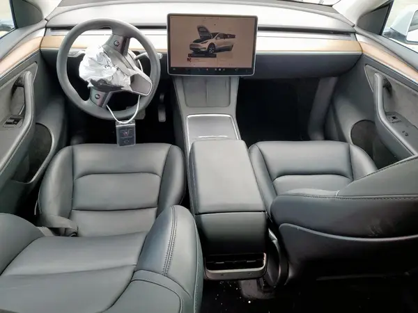 7SAYGAEE6PF802463 2023 TESLA MODEL Y - Image 8
