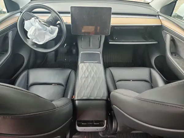 7SAYGAEE6PF804780 2023 TESLA MODEL Y - Image 8