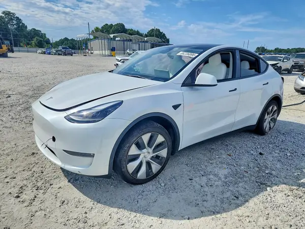 7SAYGAEE6PF807324 2023 TESLA MODEL Y - Image 1