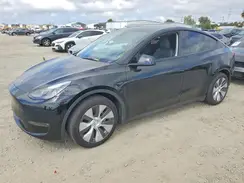 7SAYGAEE6PF827721 2023 TESLA MODEL Y
