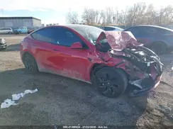 7SAYGAEE6PF831199 2023 TESLA MODEL Y