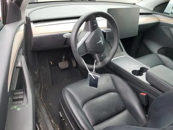 7SAYGAEE6PF835172 2023 TESLA MODEL Y - Image 8