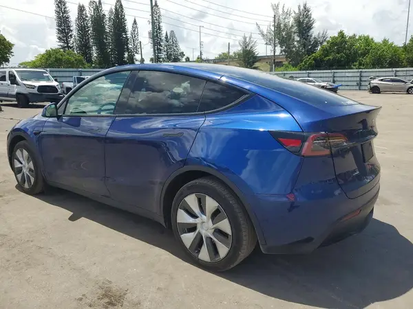 7SAYGAEE6PF850531 2023 TESLA MODEL Y - Image 2