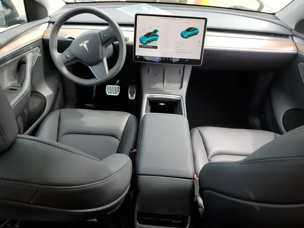 7SAYGAEE6PF860007 2023 TESLA MODEL Y - Image 8