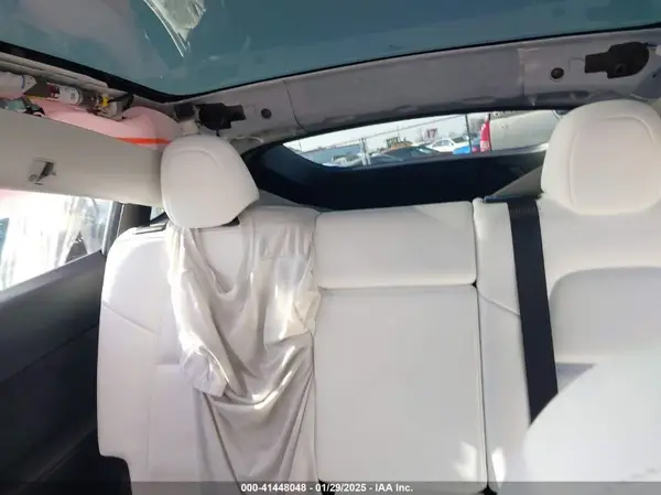 7SAYGAEE6PF871072 2023 TESLA MODEL Y - Image 8