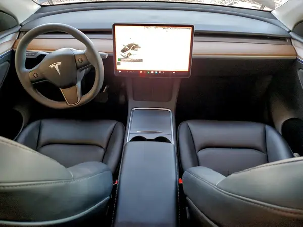 7SAYGAEE6PF882847 2023 TESLA MODEL Y - Image 8