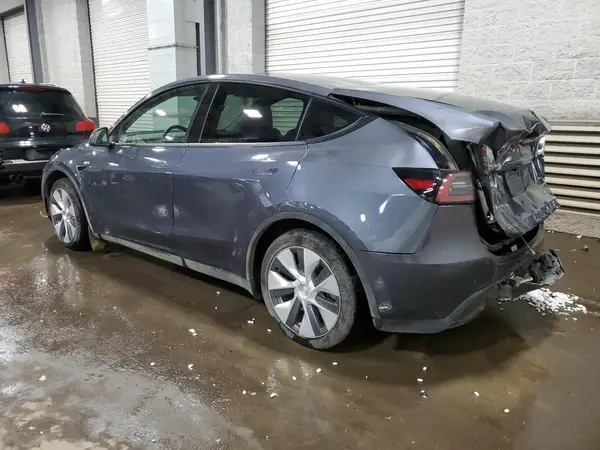 7SAYGAEE6PF905138 2023 TESLA MODEL Y - Image 2