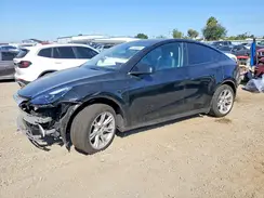 7SAYGAEE6PF915135 2023 TESLA MODEL Y