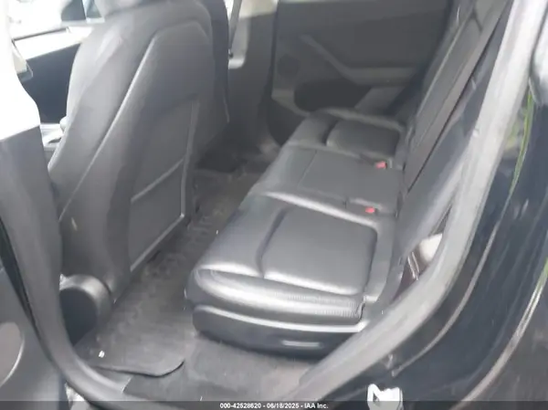 7SAYGAEE6PF915183 2023 TESLA MODEL Y - Image 8