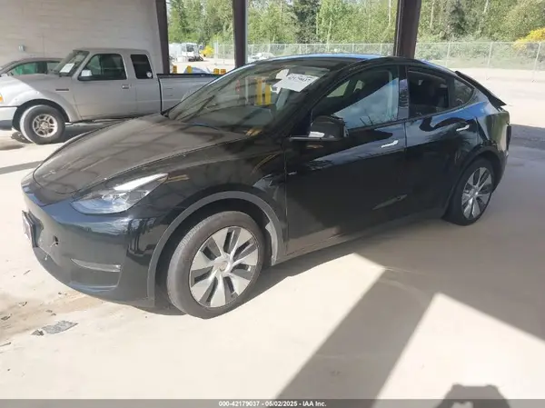 7SAYGAEE6PF926507 2023 TESLA MODEL Y - Image 2