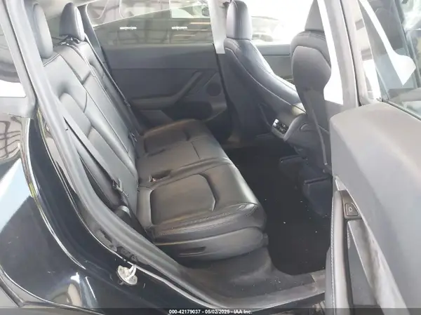 7SAYGAEE6PF926507 2023 TESLA MODEL Y - Image 8