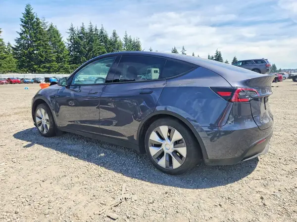 7SAYGAEE6PF945252 2023 TESLA MODEL Y - Image 2