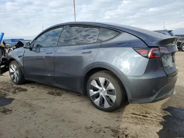 7SAYGAEE6PF966151 2023 TESLA MODEL Y - Image 2