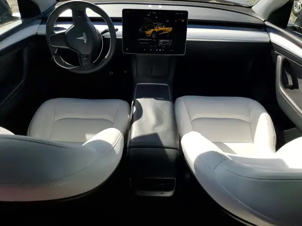 7SAYGAEE6PF967669 2023 TESLA MODEL Y - Image 8