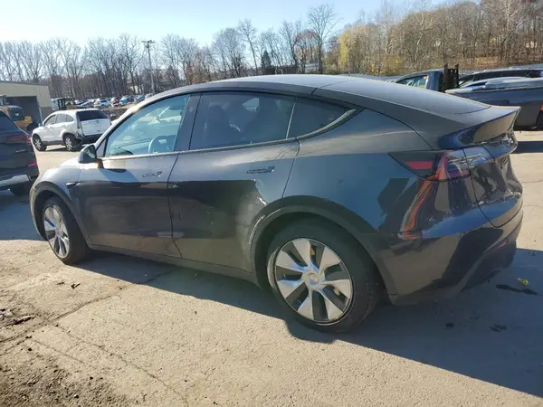 7SAYGAEE6RF028315 2024 TESLA MODEL Y - Image 2