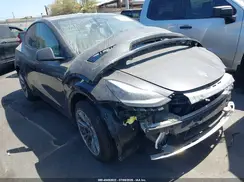 7SAYGAEE6RF033272 2024 TESLA MODEL Y