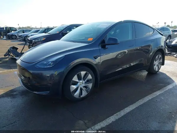7SAYGAEE6RF083699 2024 TESLA MODEL Y - Image 2