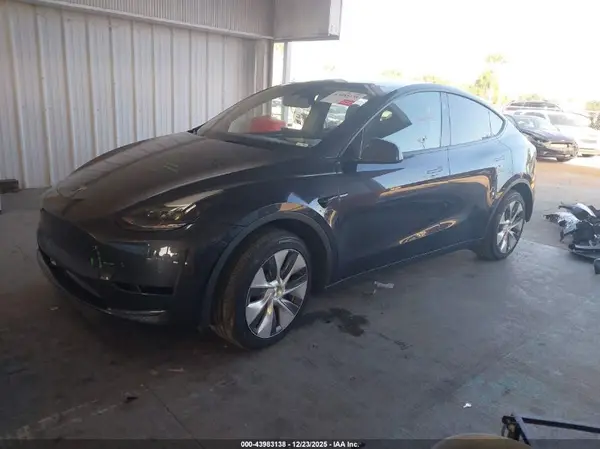 7SAYGAEE6RF090104 2024 TESLA MODEL Y - Image 2