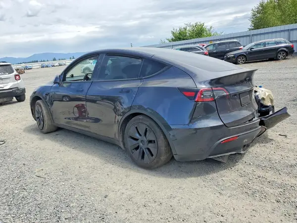 7SAYGAEE6RF102106 2024 TESLA MODEL Y - Image 2