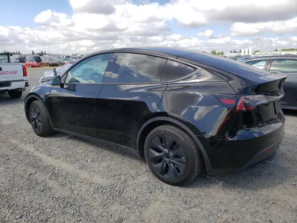 7SAYGAEE6RF127846 2024 TESLA MODEL Y - Image 2