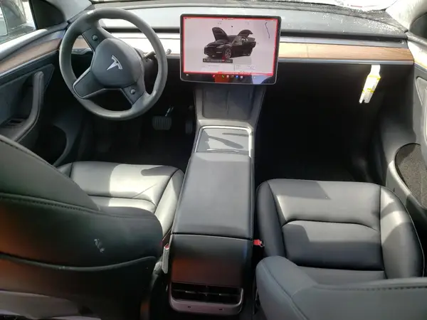 7SAYGAEE6RF127846 2024 TESLA MODEL Y - Image 8