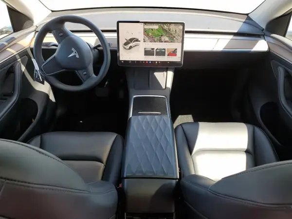 7SAYGAEE6RF149068 2024 TESLA MODEL Y - Image 8