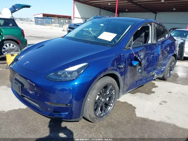 7SAYGAEE6RF155047 2024 TESLA MODEL Y - Image 2