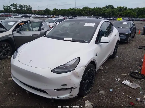 7SAYGAEE6RF157042 2024 TESLA MODEL Y - Image 2