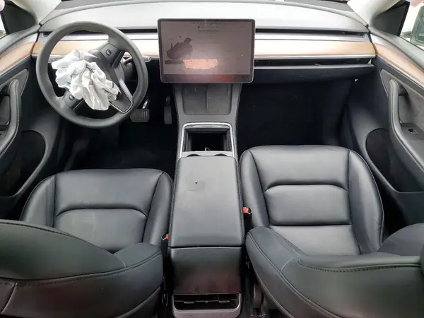 7SAYGAEE6RF180059 2024 TESLA MODEL Y - Image 8