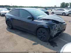 7SAYGAEE6RF193748 2024 TESLA MODEL Y
