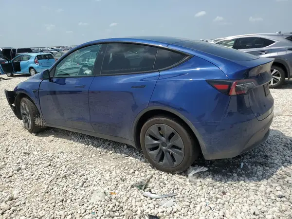 7SAYGAEE6RF196245 2024 TESLA MODEL Y - Image 2