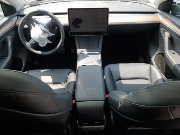7SAYGAEE6RF196245 2024 TESLA MODEL Y - Image 8