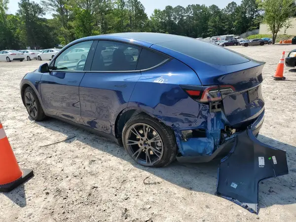 7SAYGAEE6RF202481 2024 TESLA MODEL Y - Image 2