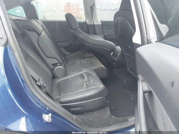 7SAYGAEE6RF988976 2024 TESLA MODEL Y - Image 8
