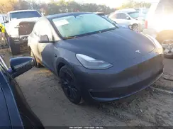 7SAYGAEE6SF228536 2025 TESLA MODEL Y