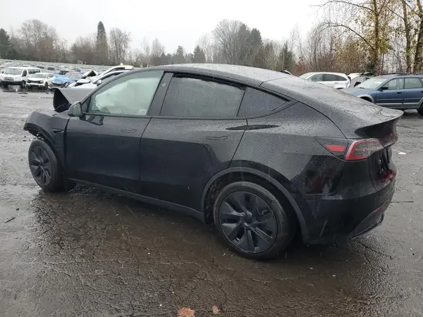 7SAYGAEE6SF241903 2025 TESLA MODEL Y - Image 2
