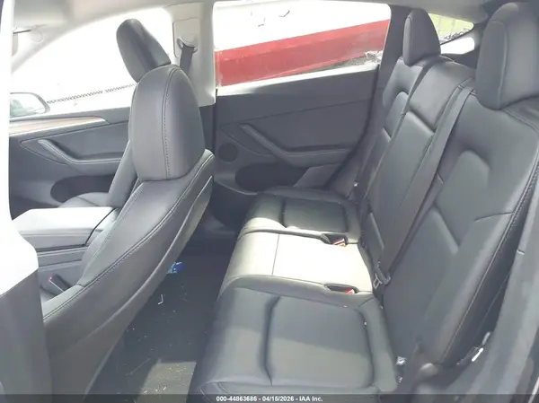 7SAYGAEE6SF293788 2025 TESLA MODEL Y - Image 8