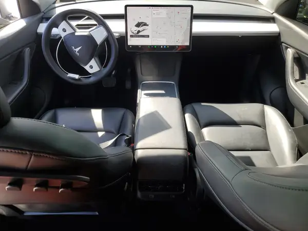 7SAYGAEE7NF348088 2022 TESLA MODEL Y - Image 8