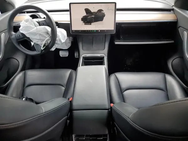7SAYGAEE7NF379812 2022 TESLA MODEL Y - Image 8