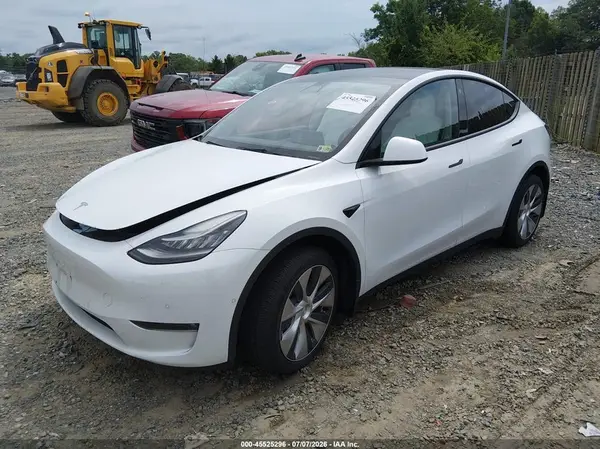 7SAYGAEE7NF382564 2022 TESLA MODEL Y - Image 2