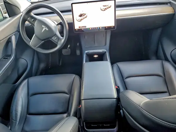 7SAYGAEE7NF383438 2022 TESLA MODEL Y - Image 8