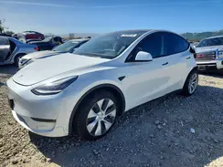 7SAYGAEE7NF385156 2022 TESLA MODEL Y