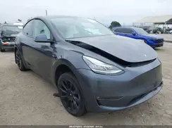 7SAYGAEE7NF406491 2022 TESLA MODEL Y
