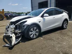7SAYGAEE7NF421542 2022 TESLA MODEL Y