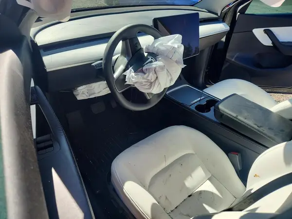7SAYGAEE7NF427079 2022 TESLA MODEL Y - Image 8