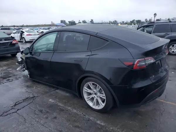 7SAYGAEE7NF488173 2022 TESLA MODEL Y - Image 2