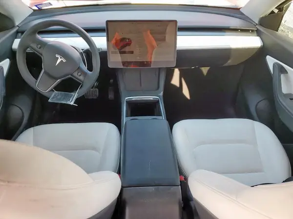 7SAYGAEE7NF505022 2022 TESLA MODEL Y - Image 8
